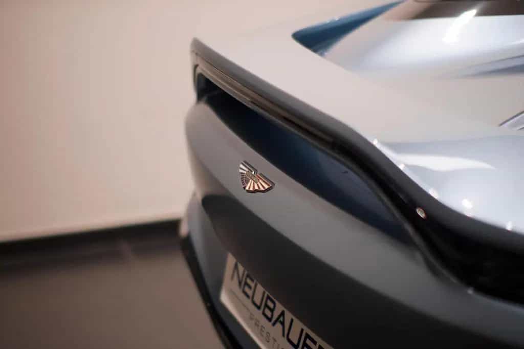 Aston Martin V12 Vantage V12 Speedster - Top Gun Maverick 11/2022-photo-13