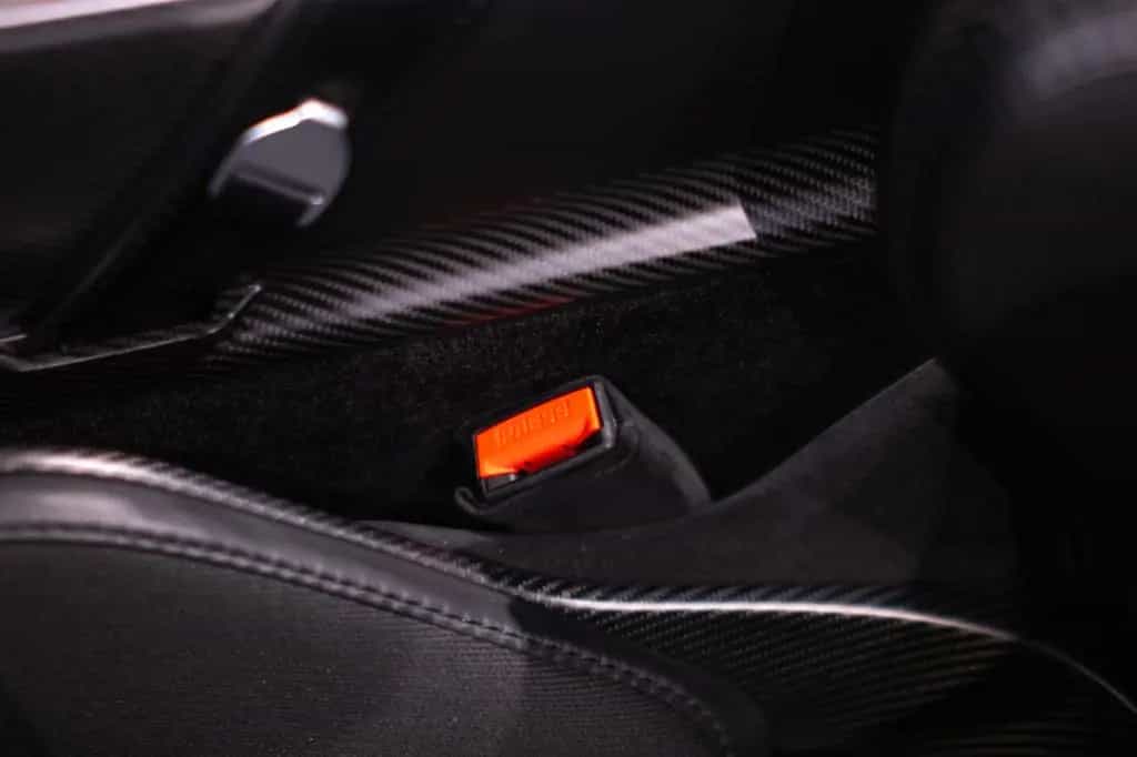 Aston Martin V12 Vantage V12 Speedster - Top Gun Maverick 11/2022-photo-16