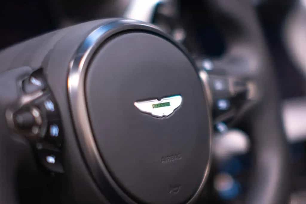 Aston Martin V12 Vantage V12 Speedster - Top Gun Maverick 11/2022-photo-21