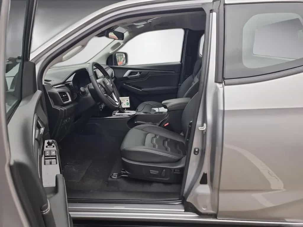 Isuzu D-Max Space Cab LS WINTERDIENSTUMRÜSTUNG VO & HI null-photo-6