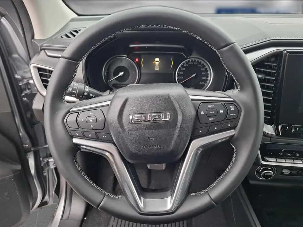Isuzu D-Max Space Cab LS WINTERDIENSTUMRÜSTUNG VO & HI null-photo-8