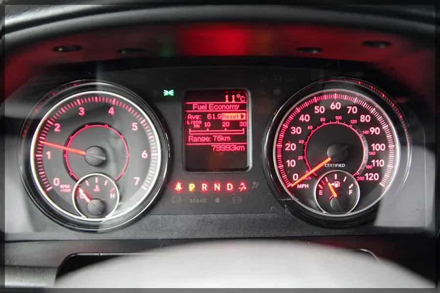 Dodge RAM 5.7 HEM CREW CAB CAM / LEDER / 6 SITZER 03/2020-photo-16