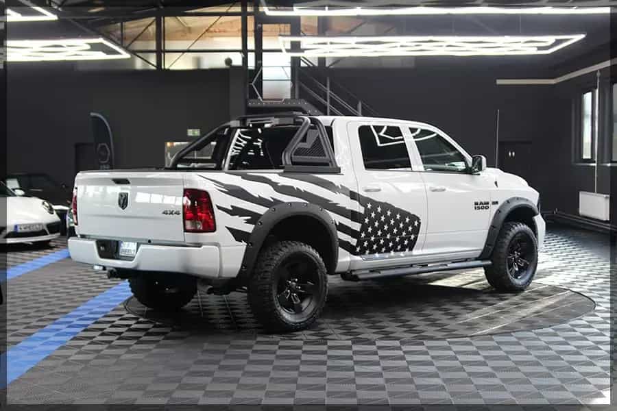 Dodge RAM 5.7 HEM CREW CAB CAM / LEDER / 6 SITZER 03/2020-photo-4