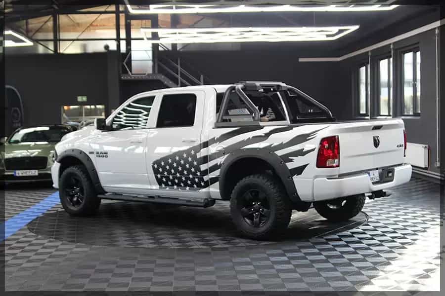 Dodge RAM 5.7 HEM CREW CAB CAM / LEDER / 6 SITZER 03/2020-photo-5