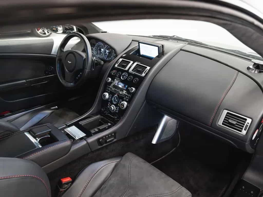Aston Martin DBS Coupe 6.0 V12 Dealermaintained B&O Audio 03/2012-photo-11