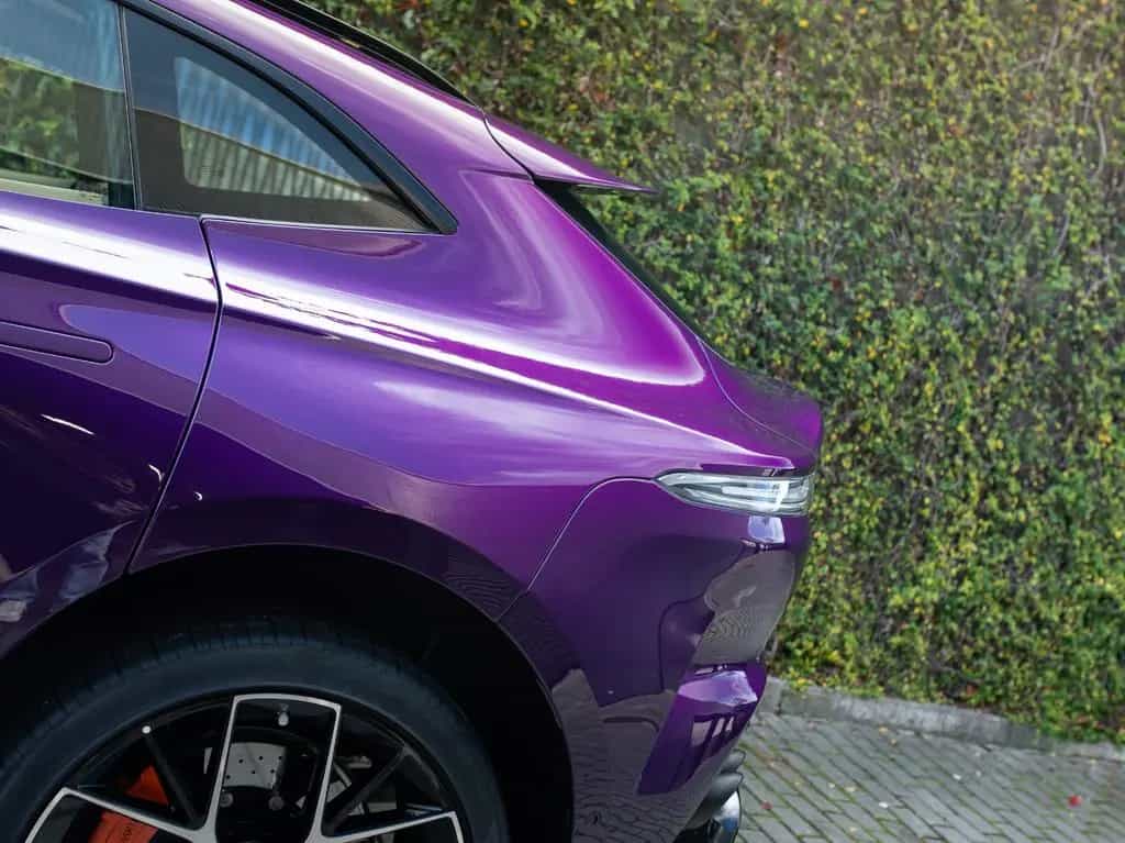 Aston Martin DBX 707 | NEW | VAT | Storm Purple null-photo-9