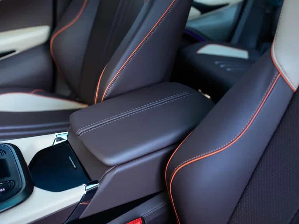 Aston Martin DBX 707 | NEW | VAT | Storm Purple null-photo-18