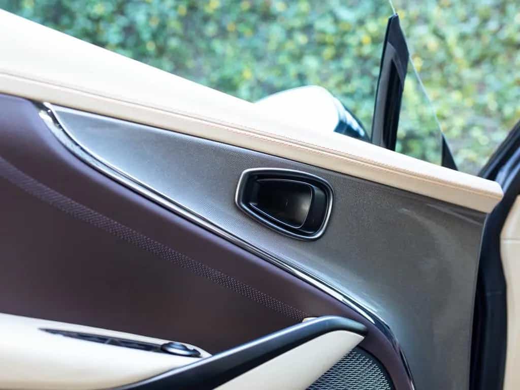 Aston Martin DBX 707 | NEW | VAT | Storm Purple null-photo-34