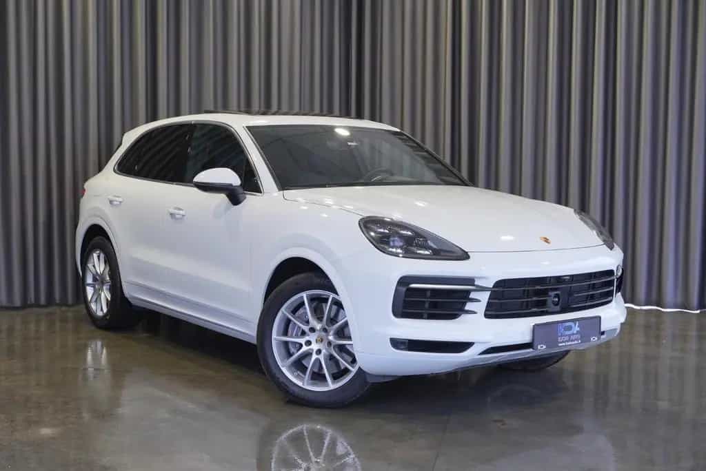 Porsche Cayenne Basis 06/2022-photo-0