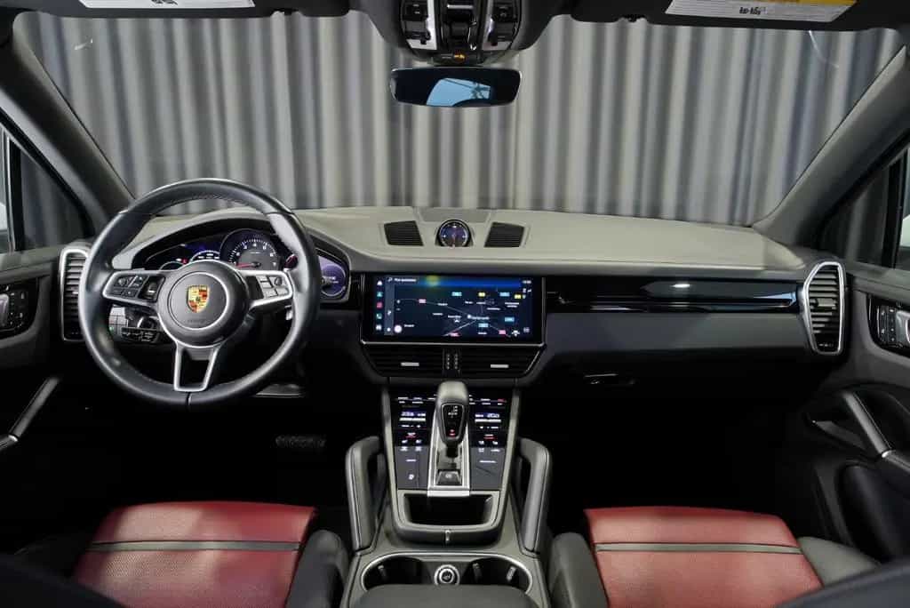 Porsche Cayenne Basis 06/2022-photo-9
