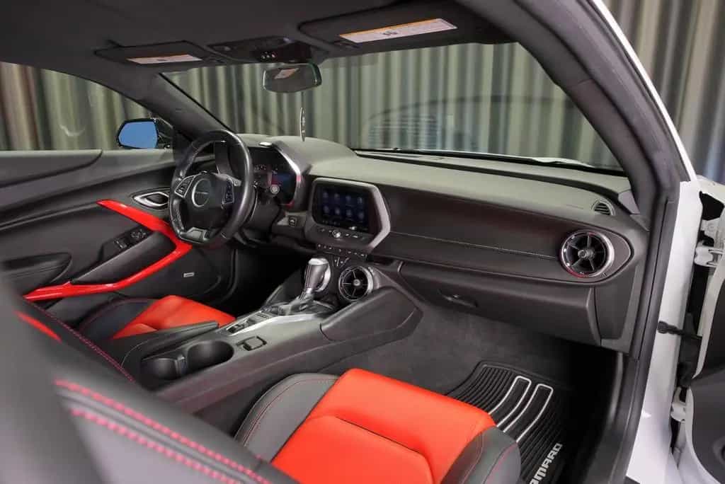 Chevrolet Camaro Coupé Sport 04/2021-photo-15