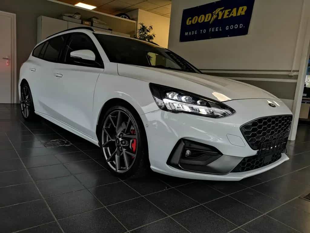 Ford Focus Turnier ST LED Navi 07/2022-photo-1