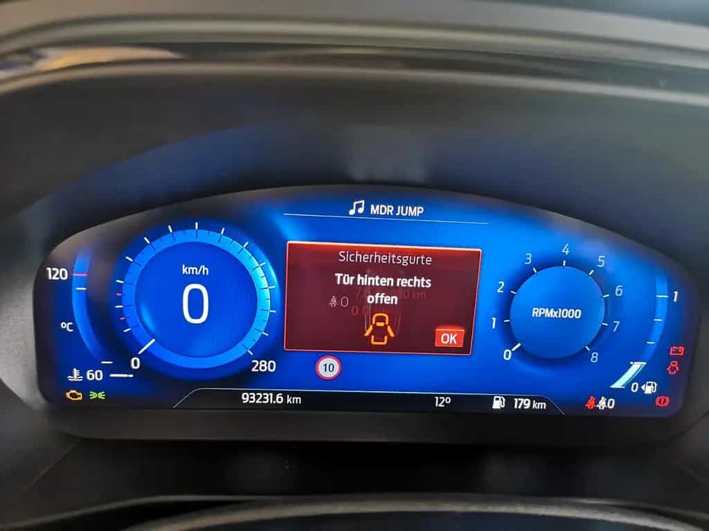 Ford Focus Turnier ST LED Navi 07/2022-photo-11