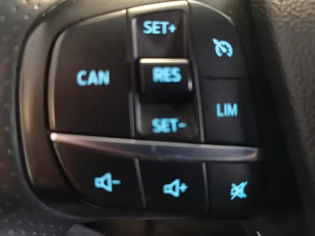 Ford Focus Turnier ST LED Navi 07/2022-photo-17