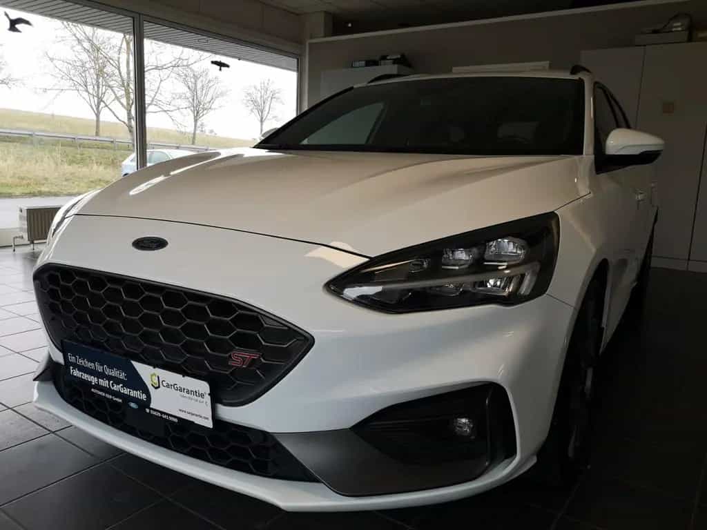 Ford Focus Turnier ST LED Navi 07/2022-photo-3
