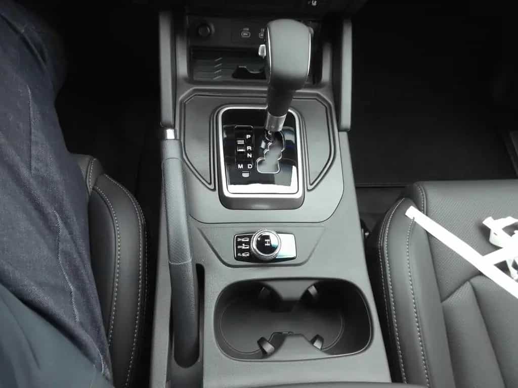 KGM Musso Grand 2.2D AT 4WD Khan Voll Anbaupaket null-photo-18