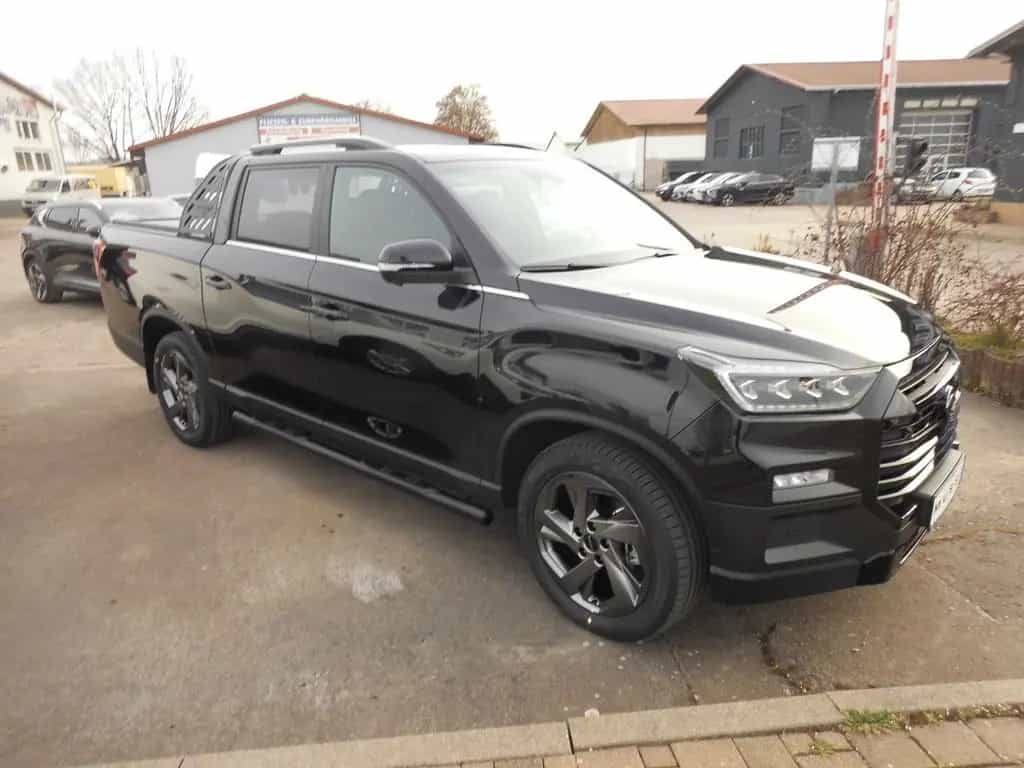KGM Musso Grand 2.2D AT 4WD Khan Voll Anbaupaket null-photo-2