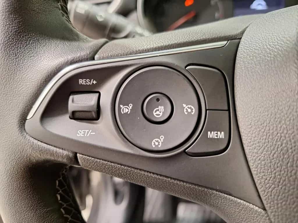Opel Crossland 1.2 DI AT Elegance LED|SHZ|NAVI|180° 11/2023-photo-17