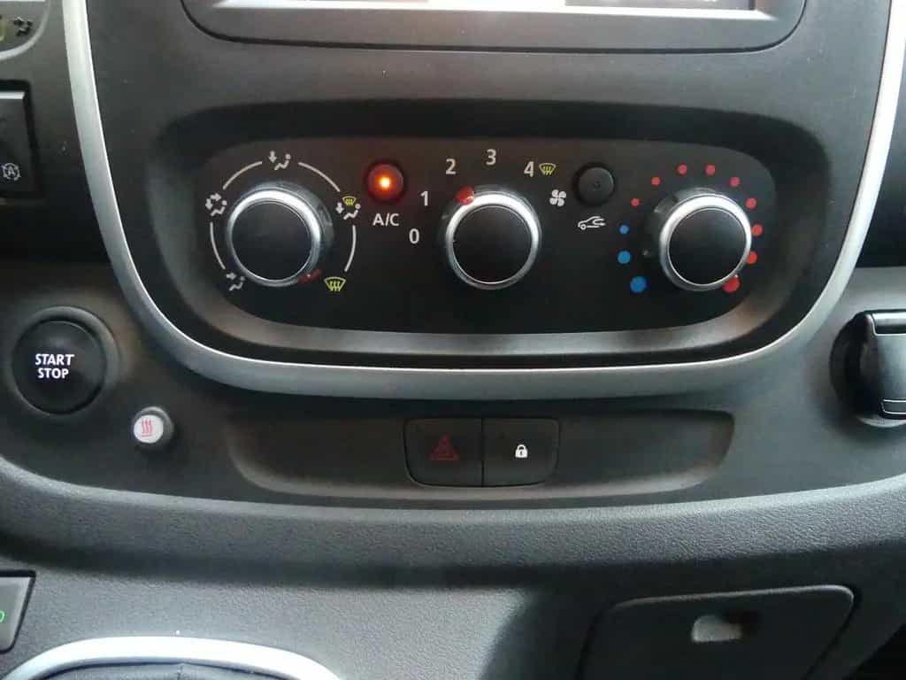 Fiat Talento 2.0 EcoJet L2H1 Family 8SITZE/KAM/STHZ 01/2020-photo-11