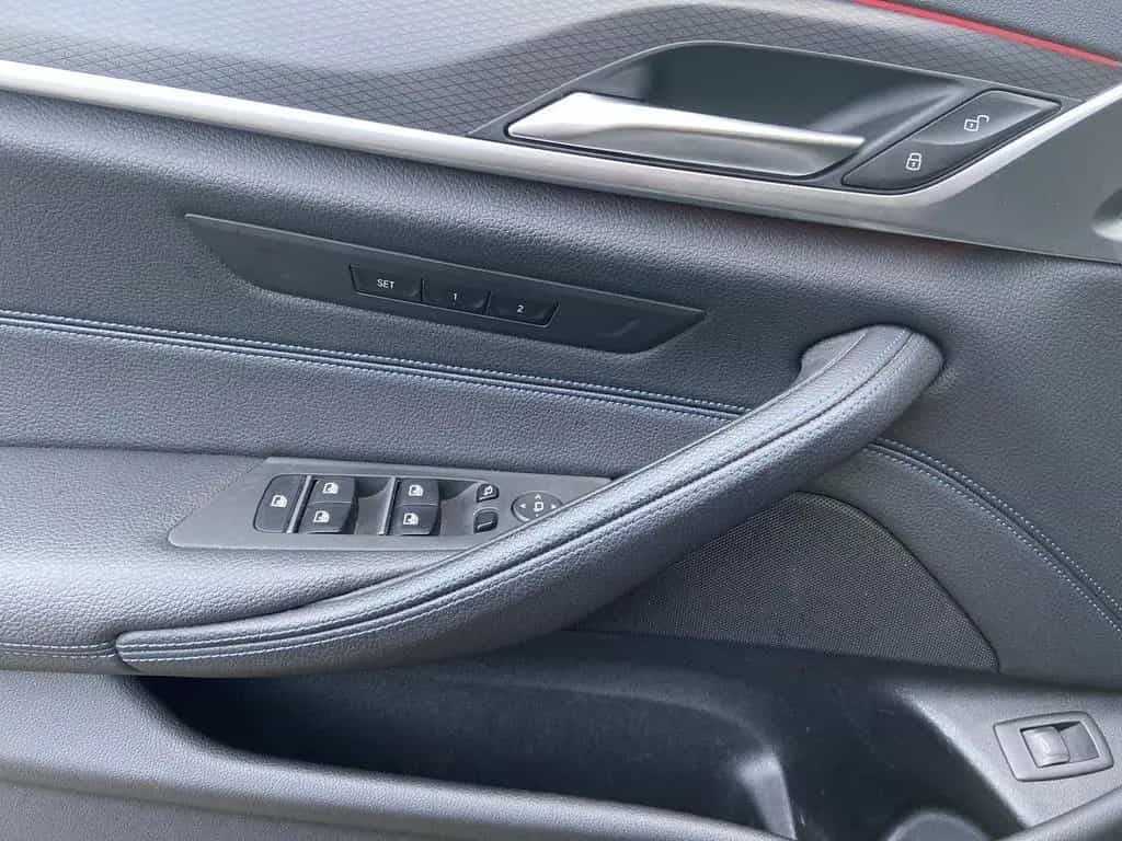 BMW 5 Series 520 d Touring M Sport HUD Navi Leder LED PA 01/2023-photo-14