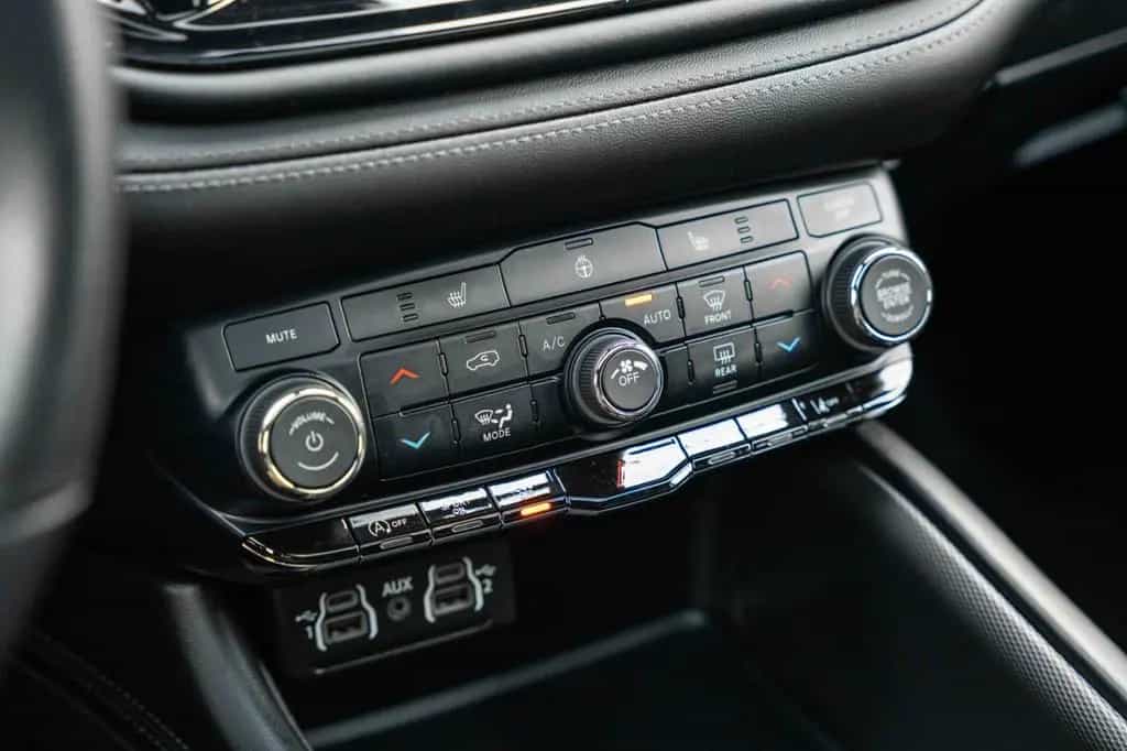 Dodge Durango 3,6 Gt Plus 4X4 7 SItze ACC VOLL 01/2023-photo-35