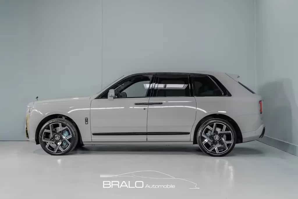 Rolls-Royce Cullinan Black Badge 26` "NUR AUSSERHALB EU" 10/2025-photo-0