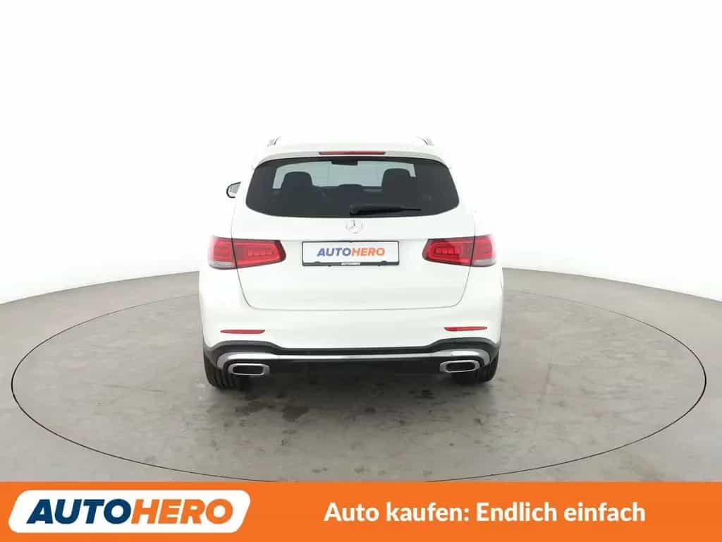 Mercedes-Benz GLC-Class d 4Matic AMG Line Aut.*LED*NAVI*ACC*CAM* 03/2022-photo-4
