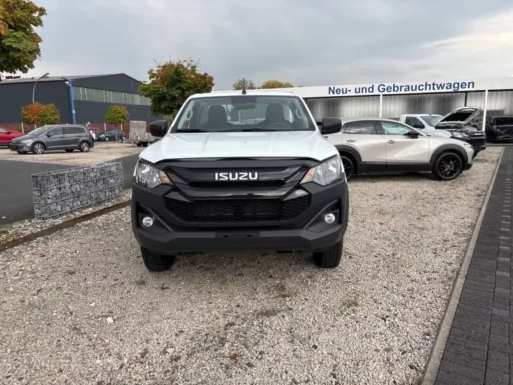 Isuzu D-Max 1.9 D SINGLE CAB L 2WD HR AT MY25 null-photo-1