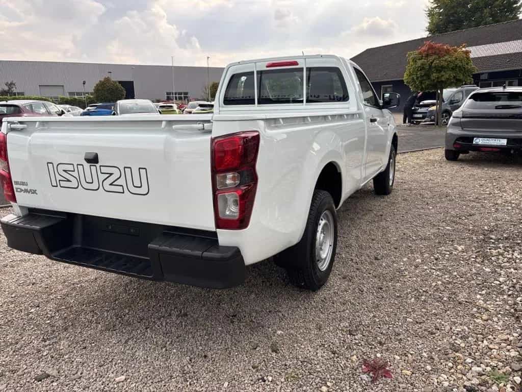 Isuzu D-Max 1.9 D SINGLE CAB L 2WD HR AT MY25 null-photo-4