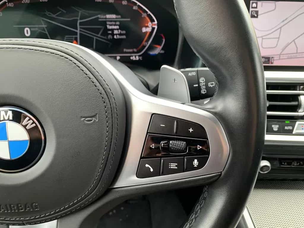 BMW 330 i M-Sport ACC+M-Bremse+HiFi+ShadowLine 06/2021-photo-19
