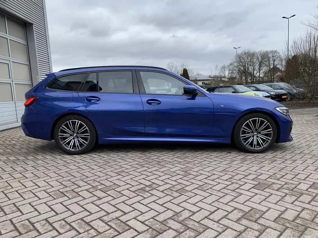 BMW 330 i M-Sport ACC+M-Bremse+HiFi+ShadowLine 06/2021-photo-3