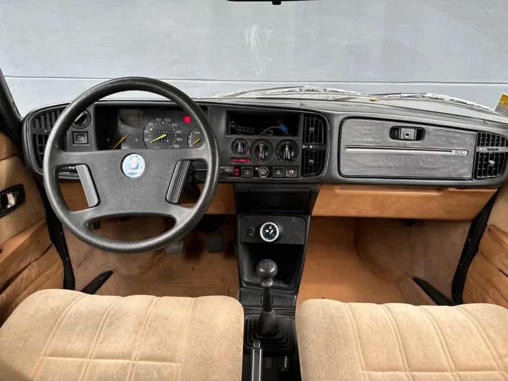 Saab 900 2.0 101PS H-Kennzeichen 2.Besitz 03/1983-photo-12