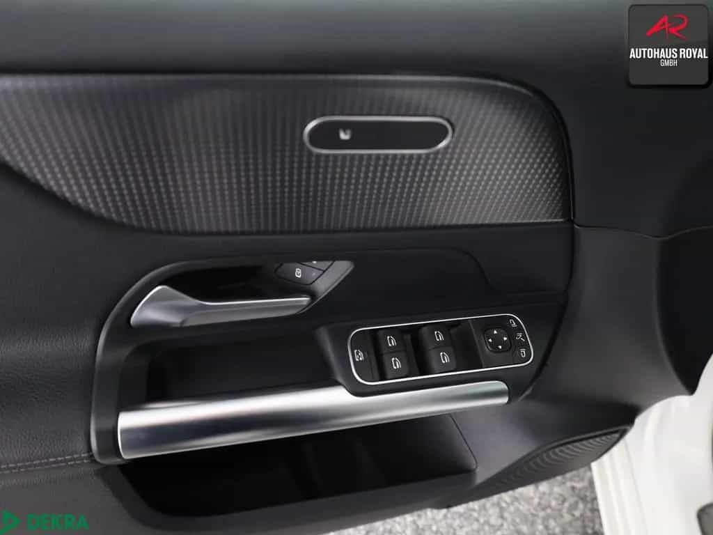 Mercedes-Benz B 200 PROGRESSIVE PANO,WIDE,KAMERA,SPURHALTE,SH 03/2019-photo-19