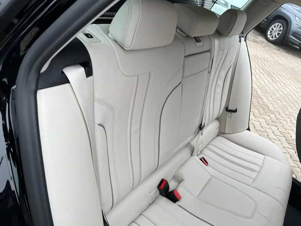BMW 520 d Touring *LED Navi AHK Luftf. Kamera Sitzh.* 03/2021-photo-16