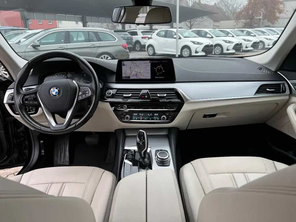BMW 520 d Touring *LED Navi AHK Luftf. Kamera Sitzh.* 03/2021-photo-18
