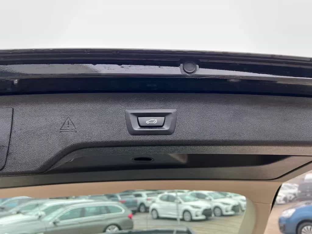 BMW 520 d Touring *LED Navi AHK Luftf. Kamera Sitzh.* 03/2021-photo-7