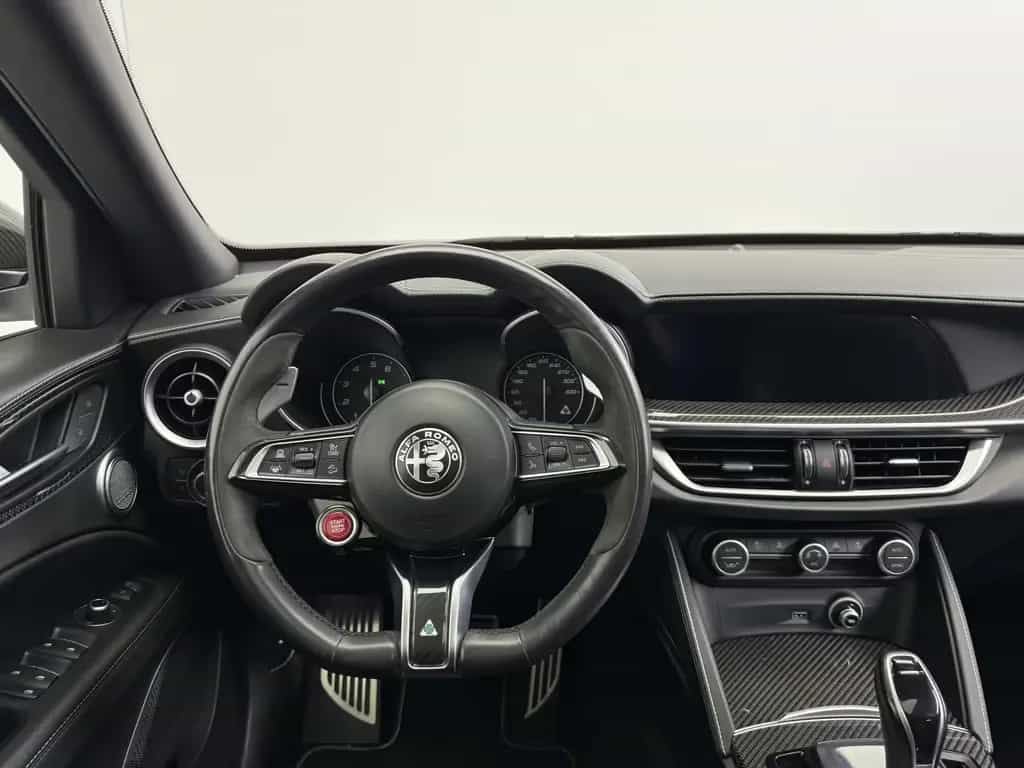 Alfa Romeo Stelvio Quadrifoglio Q4|AKRAPOVIC|PANO|Schale| 11/2020-photo-10