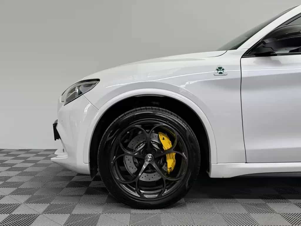 Alfa Romeo Stelvio Quadrifoglio Q4|AKRAPOVIC|PANO|Schale| 11/2020-photo-26