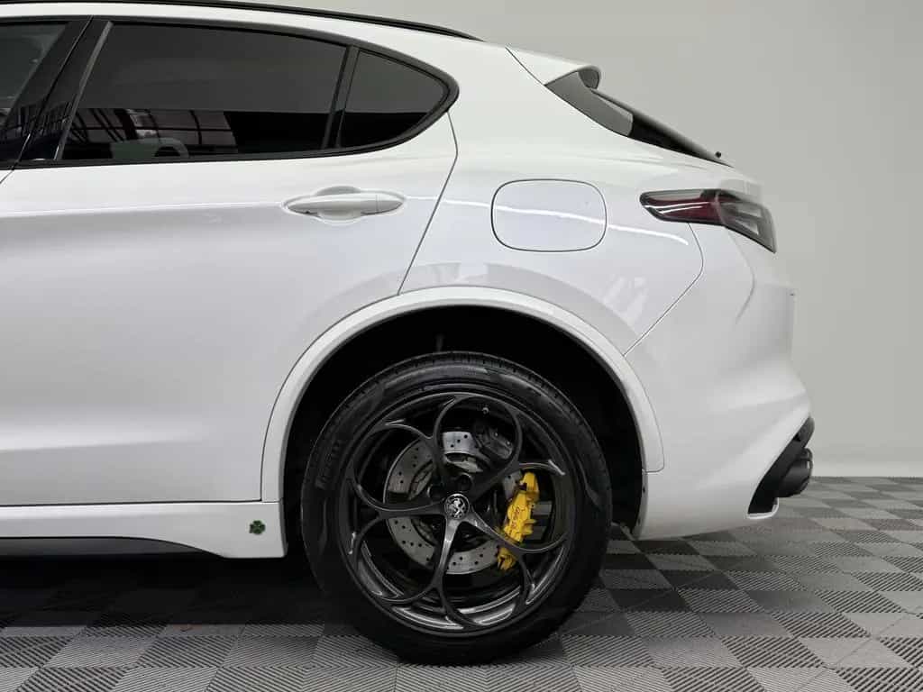 Alfa Romeo Stelvio Quadrifoglio Q4|AKRAPOVIC|PANO|Schale| 11/2020-photo-27