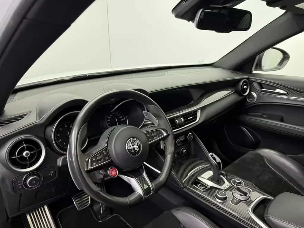 Alfa Romeo Stelvio Quadrifoglio Q4|AKRAPOVIC|PANO|Schale| 11/2020-photo-8