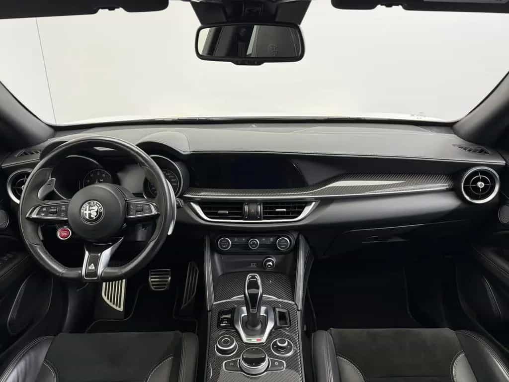 Alfa Romeo Stelvio Quadrifoglio Q4|AKRAPOVIC|PANO|Schale| 11/2020-photo-9