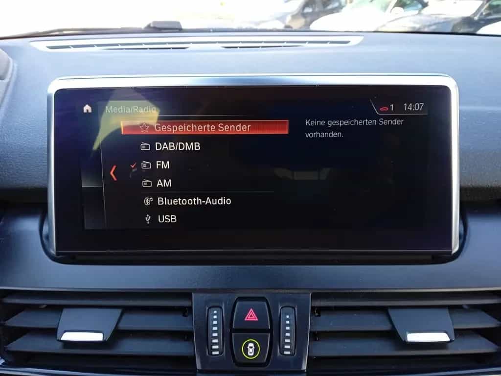 BMW 220 Gran Tourer d xDrive Aut.+LED+HUD+DAB+KAMERA 10/2020-photo-18