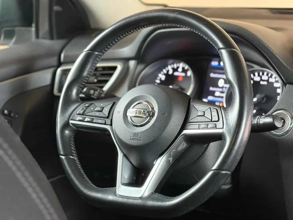 Nissan Qashqai N-Connecta Autom LED Pano 360° AHK Carpl 12/2018-photo-9