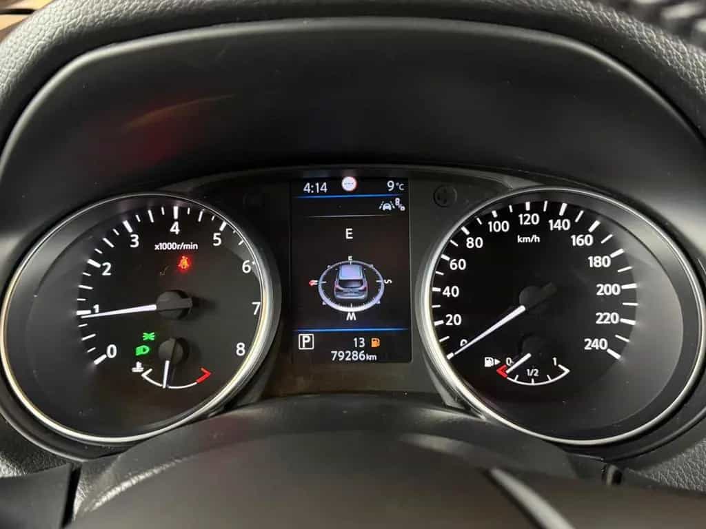 Nissan Qashqai N-Connecta Autom LED Pano 360° AHK Carpl 12/2018-photo-14