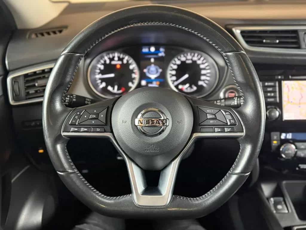 Nissan Qashqai N-Connecta Autom LED Pano 360° AHK Carpl 12/2018-photo-18