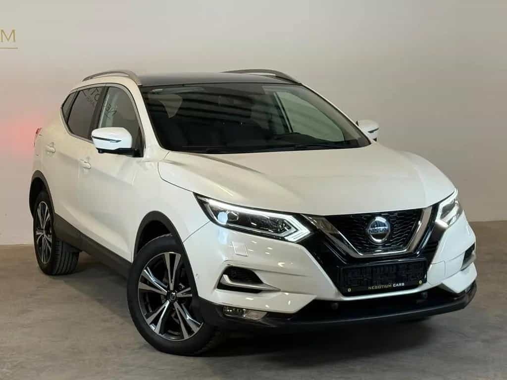 Nissan Qashqai N-Connecta Autom LED Pano 360° AHK Carpl 12/2018-photo-1