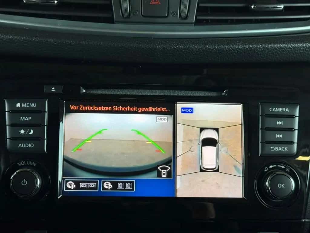 Nissan Qashqai N-Connecta Autom LED Pano 360° AHK Carpl 12/2018-photo-19