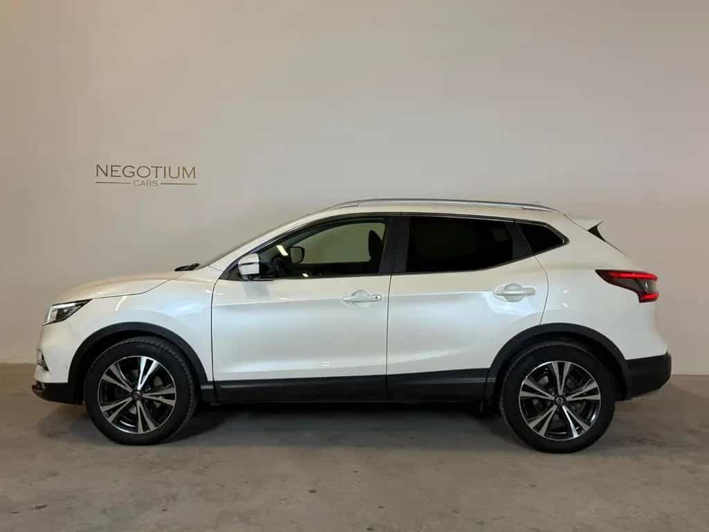 Nissan Qashqai N-Connecta Autom LED Pano 360° AHK Carpl 12/2018-photo-4
