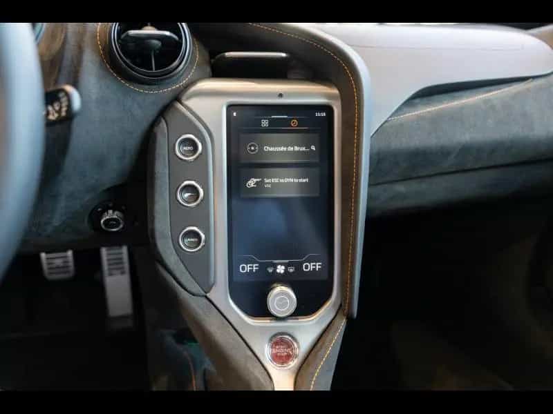 McLaren 750S Performance - 2 years of Warranty and Servi 06/2024-photo-15