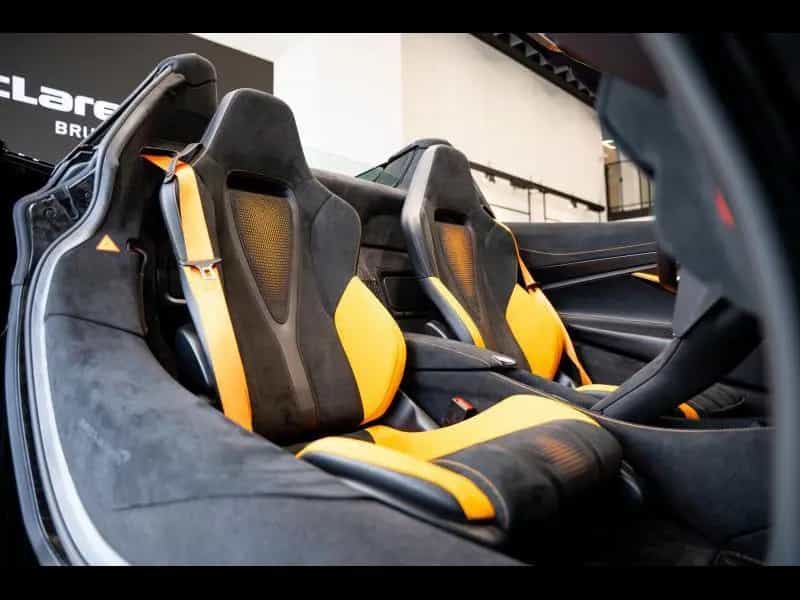 McLaren 750S Spider 12/2023-photo-16